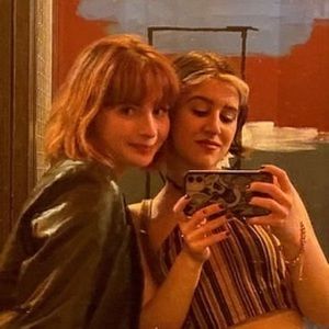 Meet your Posher, Caitlin